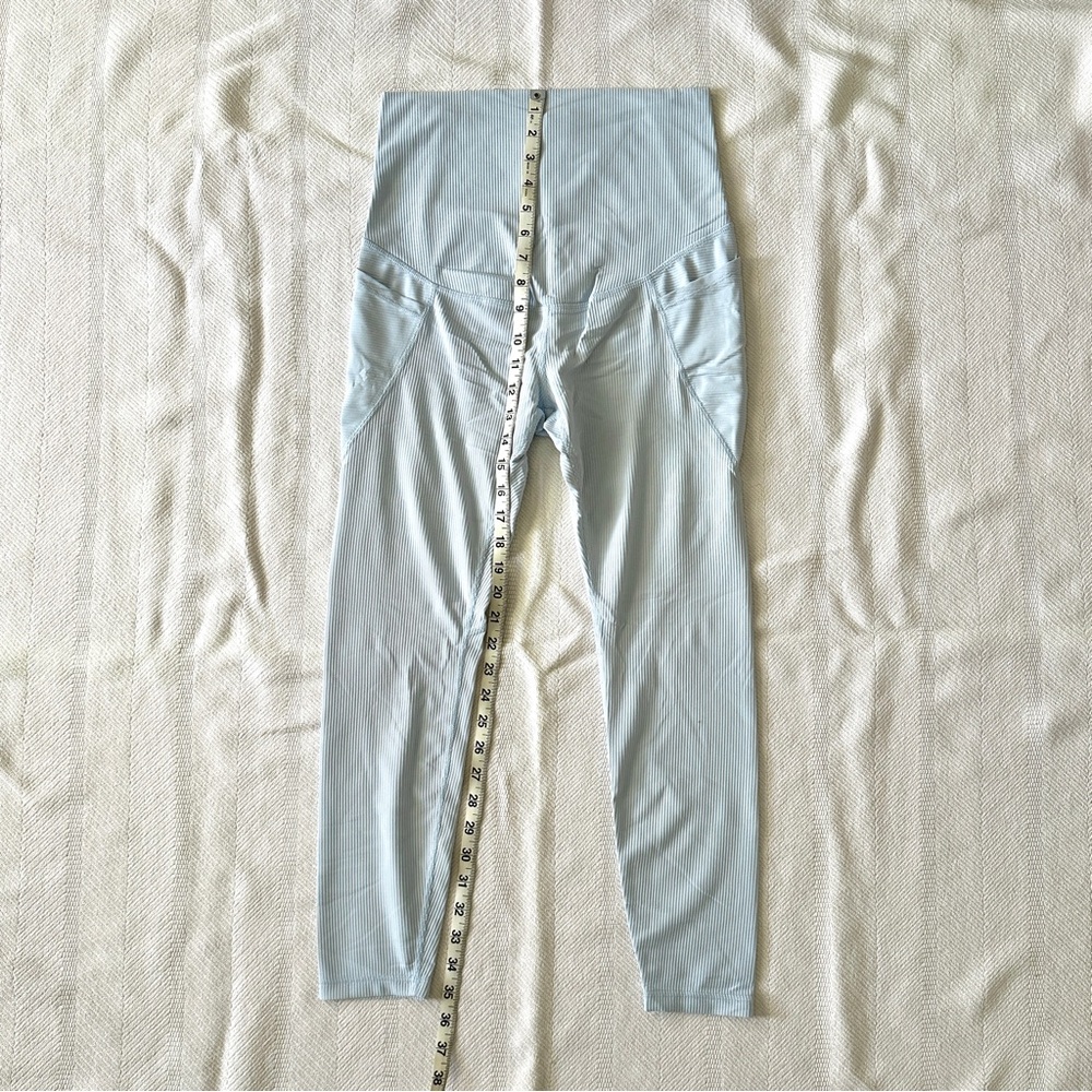 Old Navy Ribbed PowerSoft 7/8 length Maternity Leggings